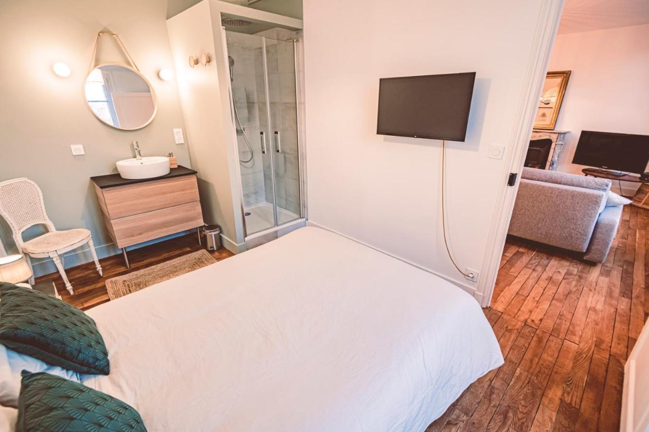 Charme De L'Ancien Pour Cet Appartement Entierement Renove Dans L'Hypercentre De Реймс Екстериор снимка